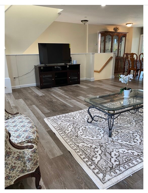 407 Cambridge St unit 1, Worcester, MA 01610 - photo 4