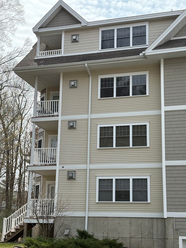 #446 Corner unit on fourth floor 1651 Sq Ft