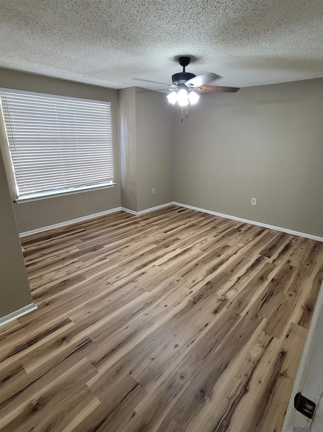 915 W Tony St, Gonzales, LA 70737 - photo 6