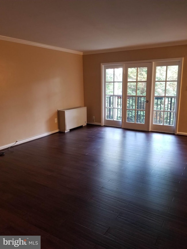 3334 Spring Ln unit B32, Falls Church, VA 22041 - photo 3