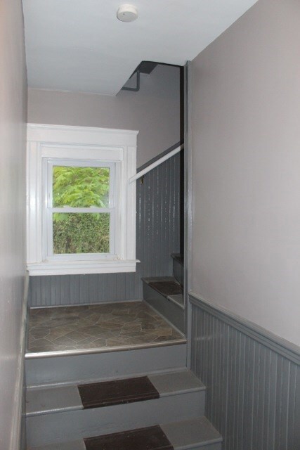 349 Pleasant St, Pawtucket, RI 02860 - photo 7