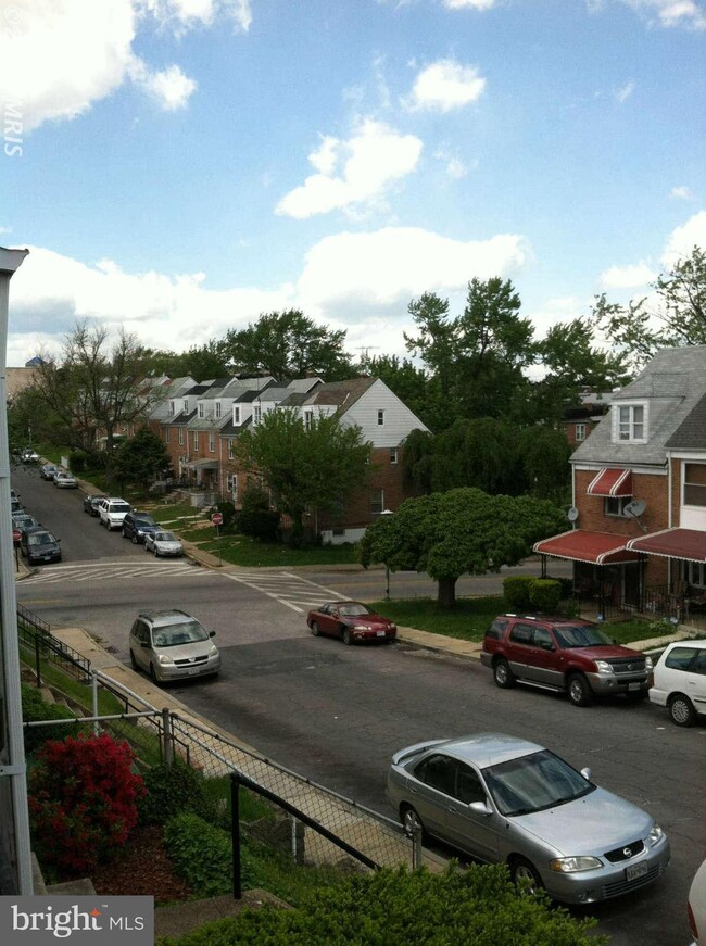 3315 Lake Ave, Baltimore, MD 21213 - photo 2