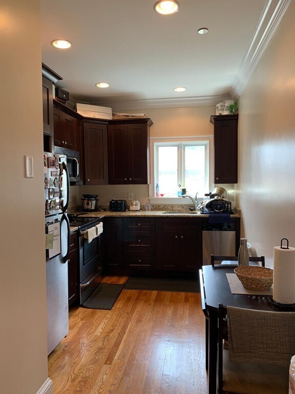 11 Salem St unit D, Woburn, MA 01801 - photo 6