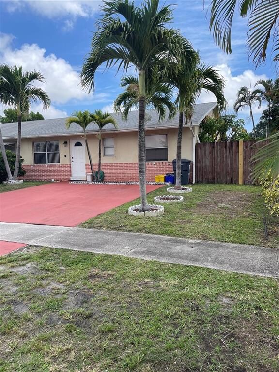 1818 Keenland Cir, West Palm Beach, FL 33415 - photo 3