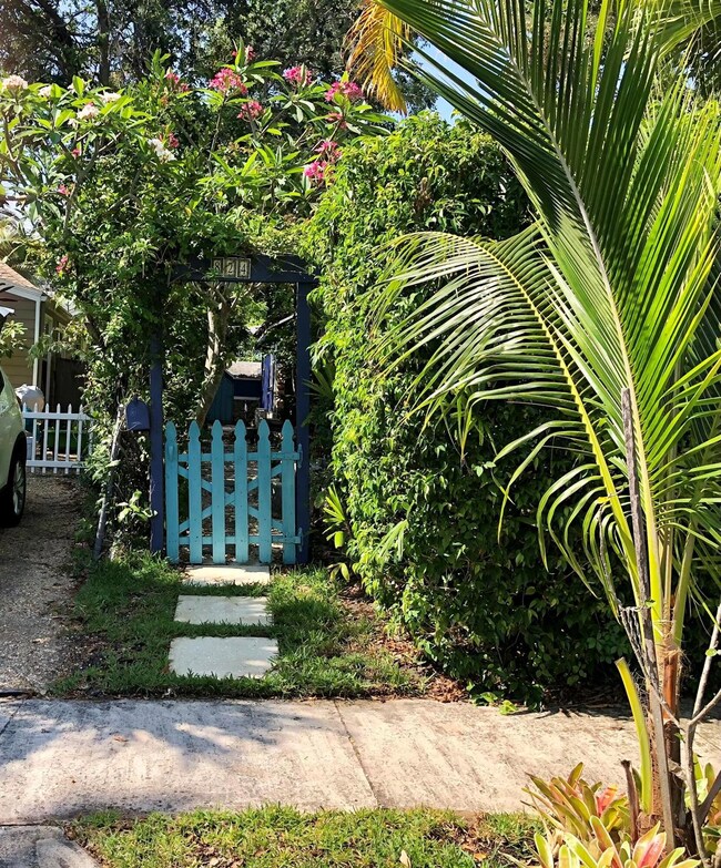 824 35th St, West Palm Beach, FL 33407 - photo 5