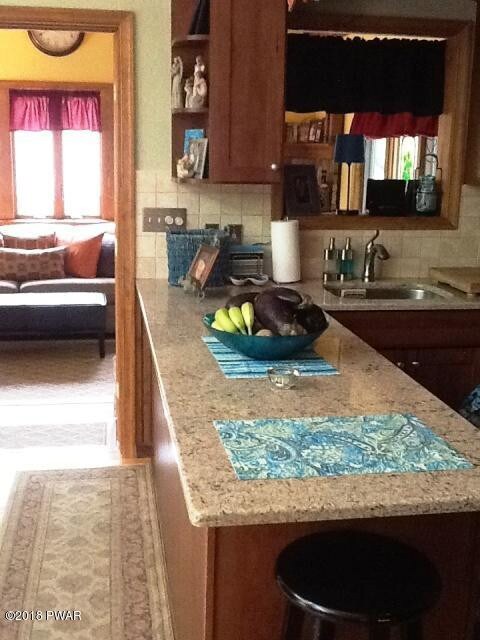 102 Buckboard Ln, Hawley, PA 18428 - photo 5