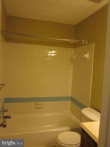 18602 Winding Creek Place, Germantown, MD 20874 - photo 7