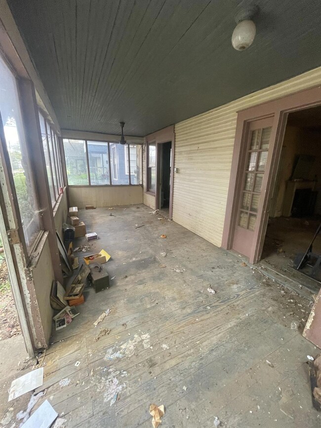 Enclosed Front Porch