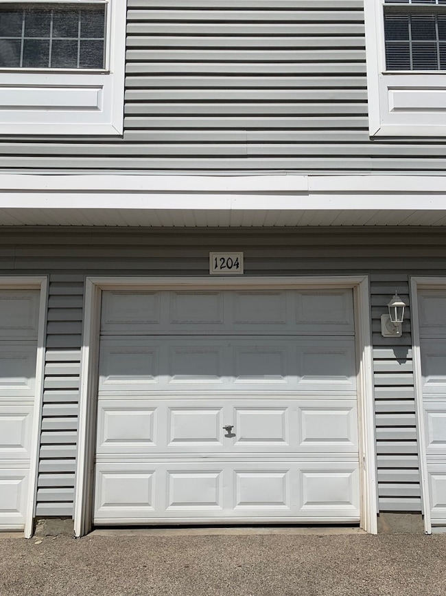 1204 Cypress Dr unit 5, Wheeling, IL 60090 - photo 2