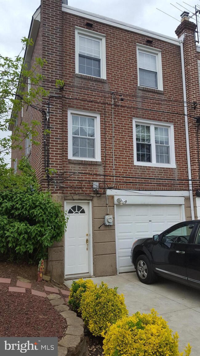 241 Westpark Ln, Clifton Heights, PA 19018 - photo 7