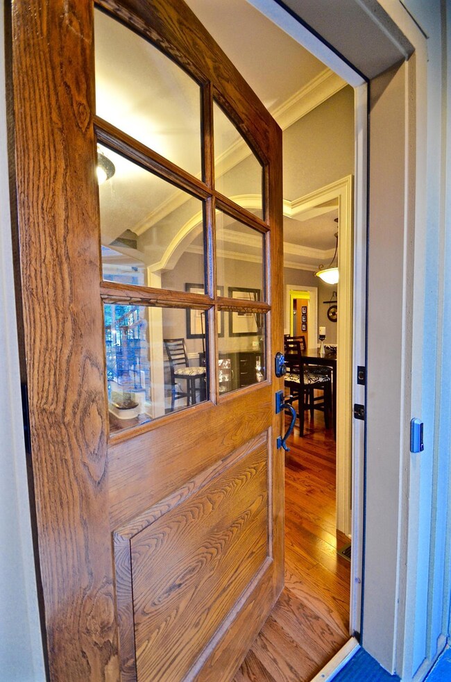 6_StonegateFrontDoor