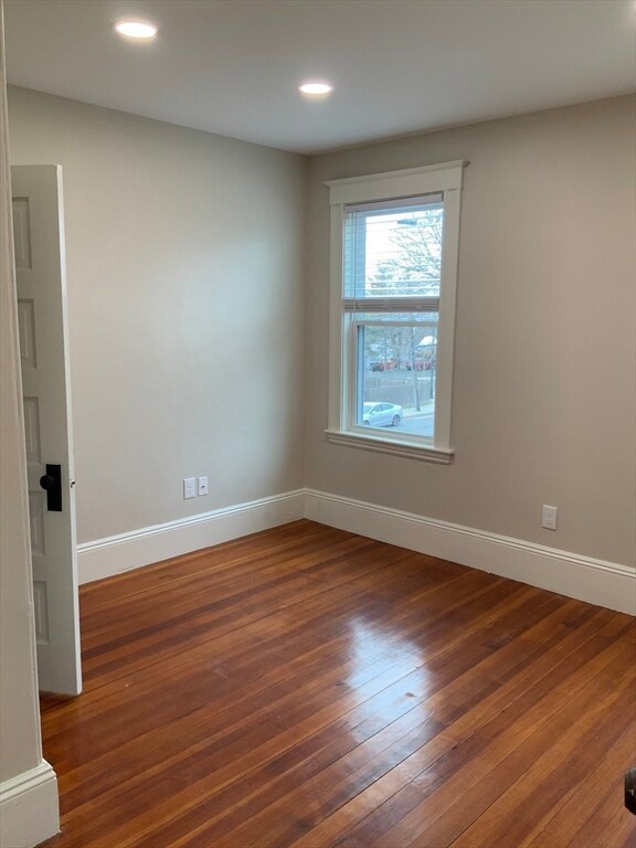 95 Broadway unit 2, Salem, MA 01970 - photo 4