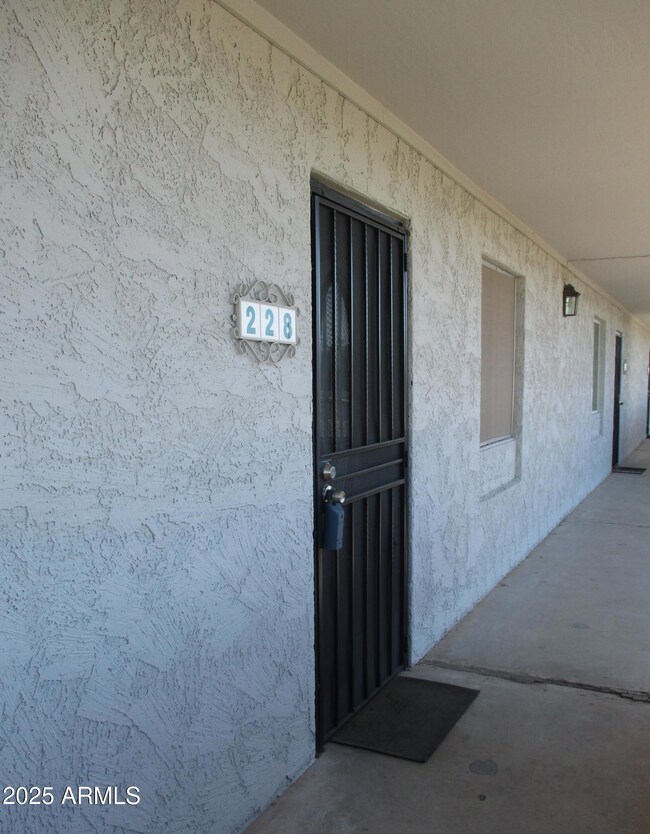 Ciento West unit W228, Scottsdale, AZ 85251 - photo 3