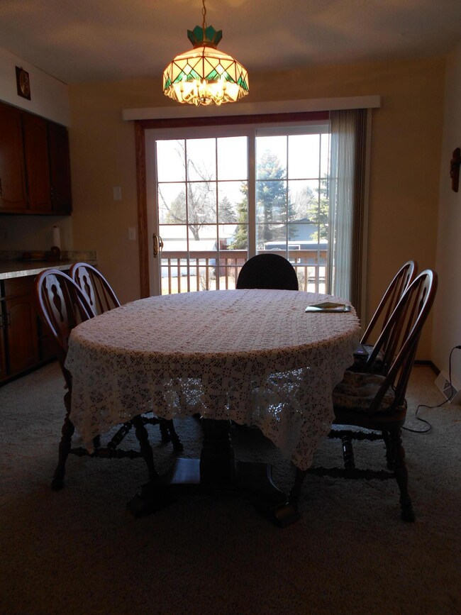 dining<|><|>