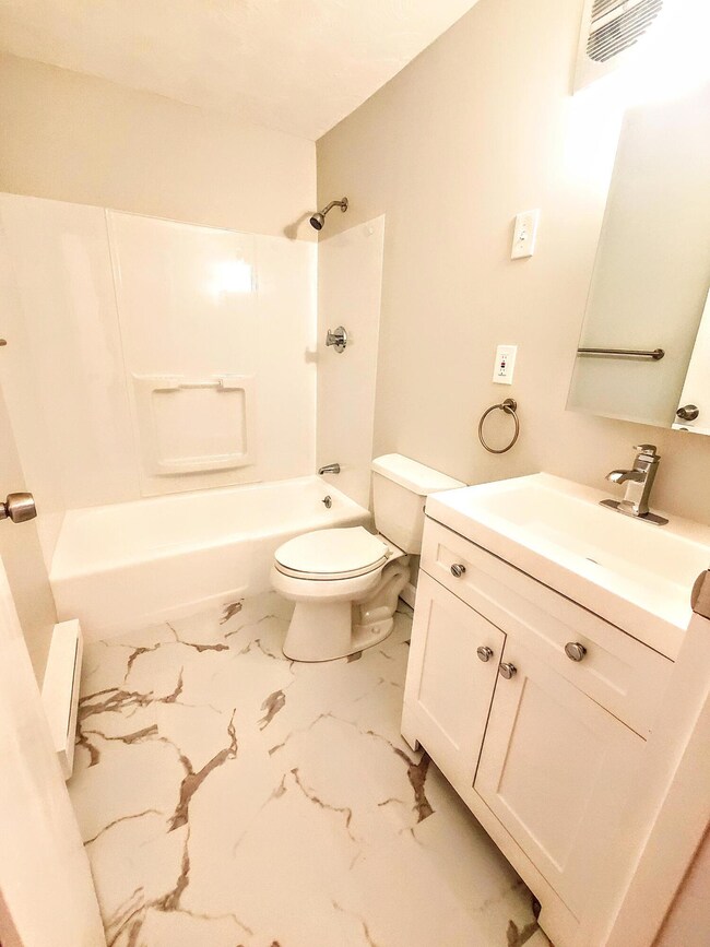 90 Sandwich Rd unit 6C, Buzzards Bay, MA 02532 - photo 7