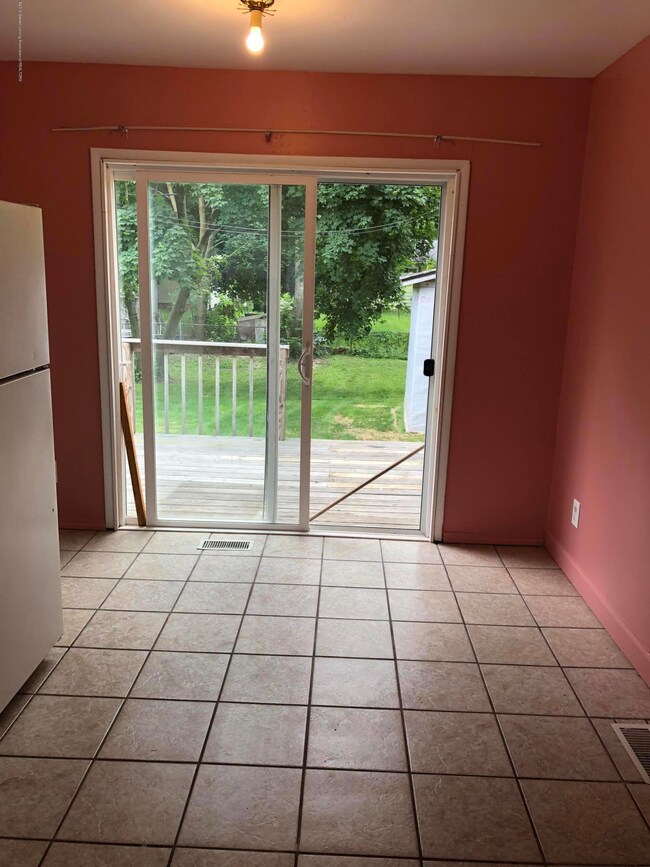 3313 Danbury Crossroad St, Lansing, MI 48911 - photo 6