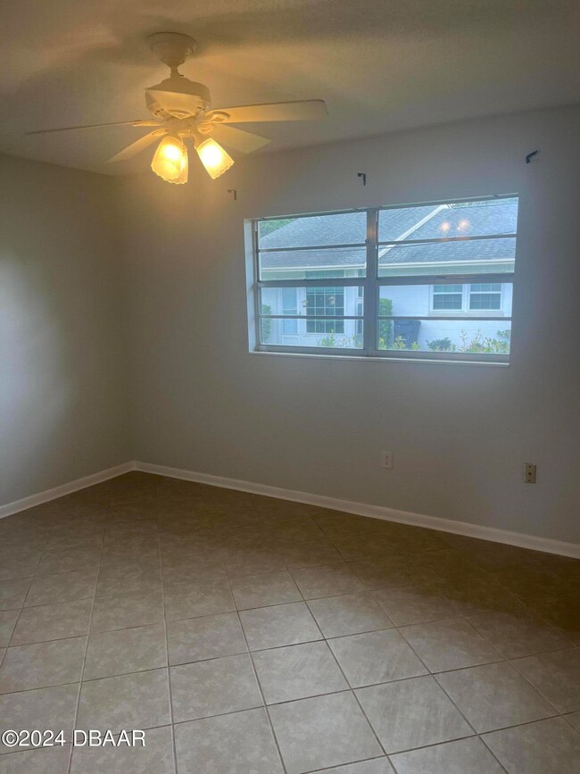 183 N Hill Ave unit 90, Deland, FL 32724 - photo 7