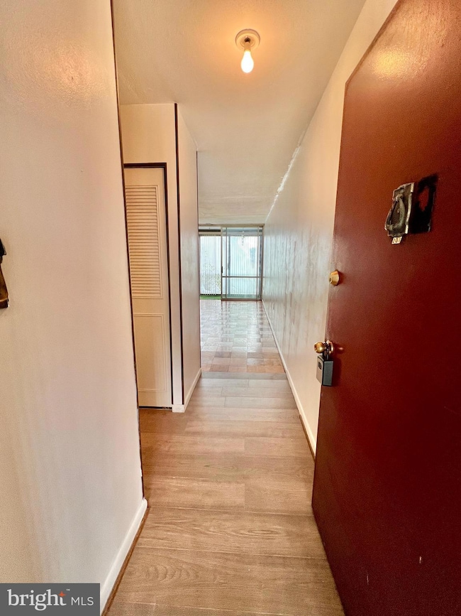 8663 Greenbelt Rd unit 201, Greenbelt, MD 20770 - photo 2