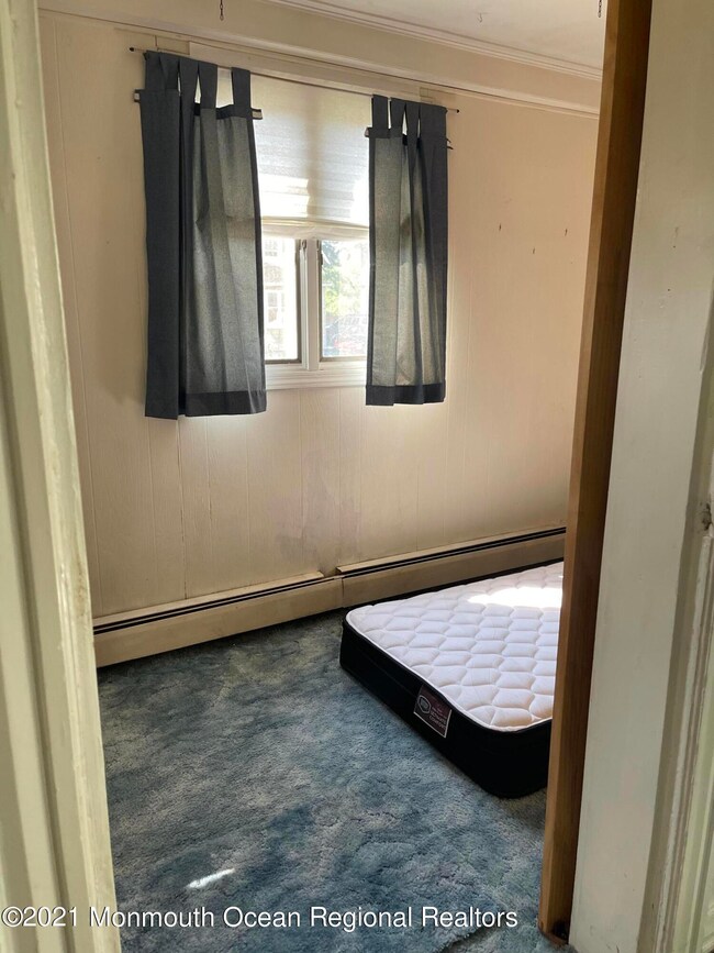 339 E Columbus Place, Long Branch, NJ 07740 - photo 4