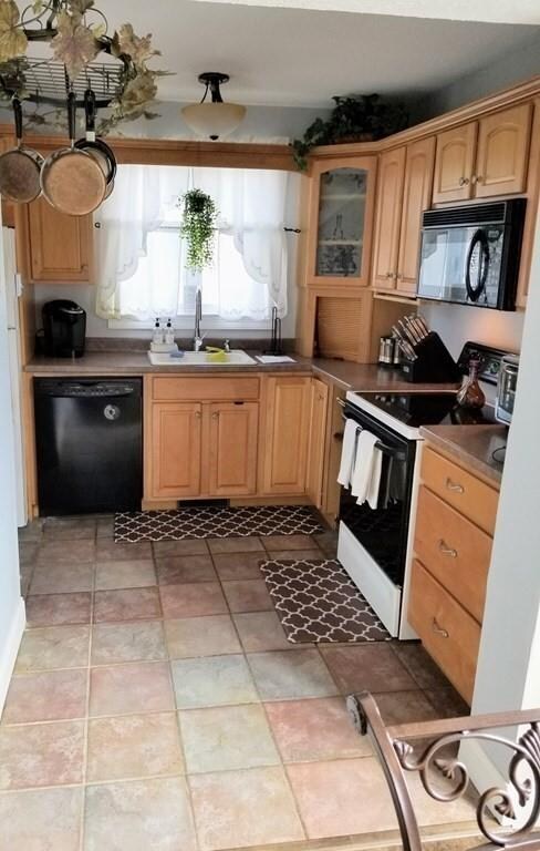 2743 Cranberry Hwy unit 13A, Wareham, MA 02571 - photo 3