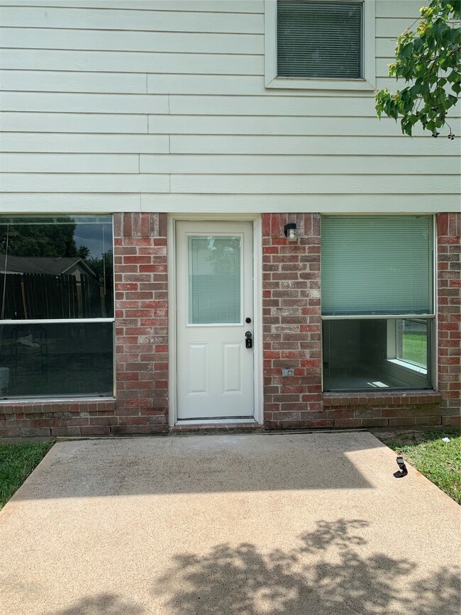 7238 Eldridge Meadow Ct, Houston, TX 77041 - photo 4