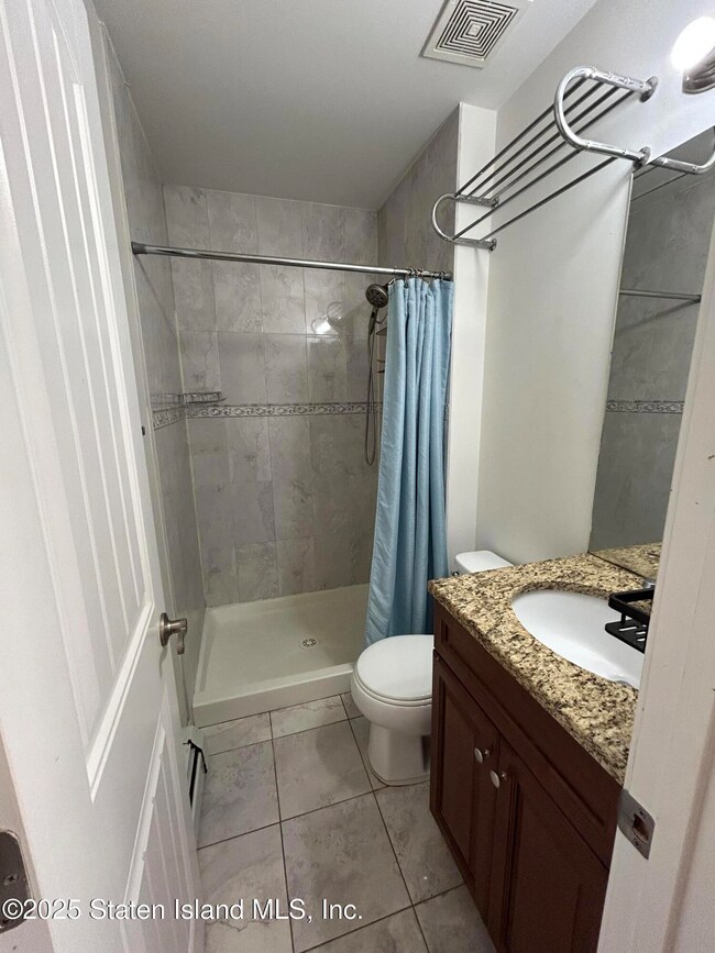 226 Edgegrove Ave unit 1, Staten Island, NY 10312 - photo 6