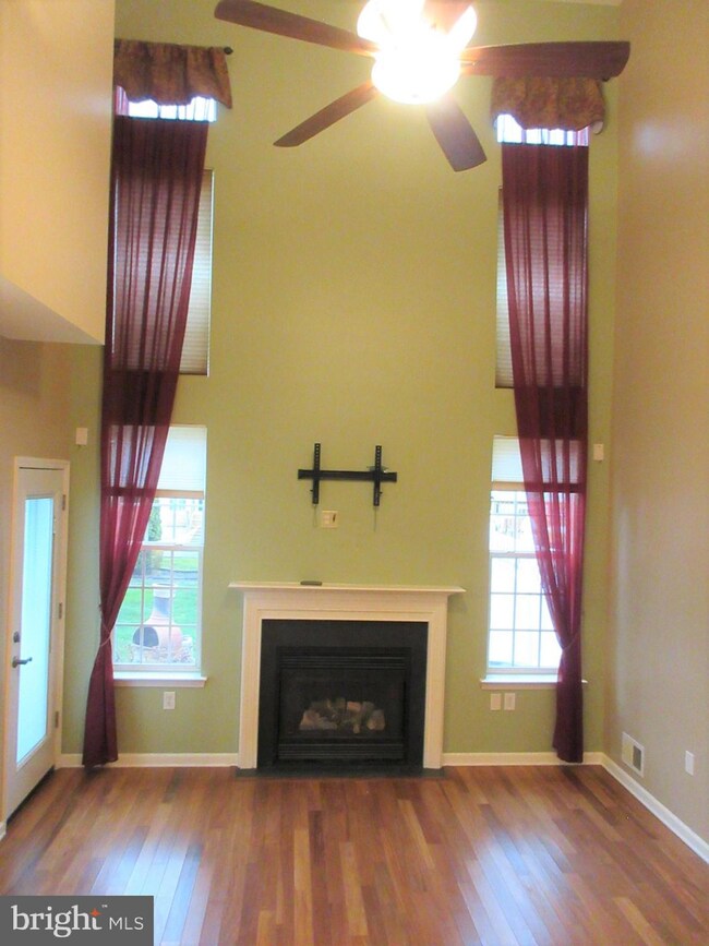 110 Chancellor Dr, Woodbury, NJ 08096 - photo 4