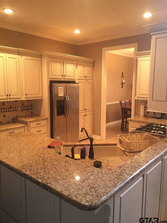 2904 2904 Scotland Cir, Tyler, TX 75707 - photo 6