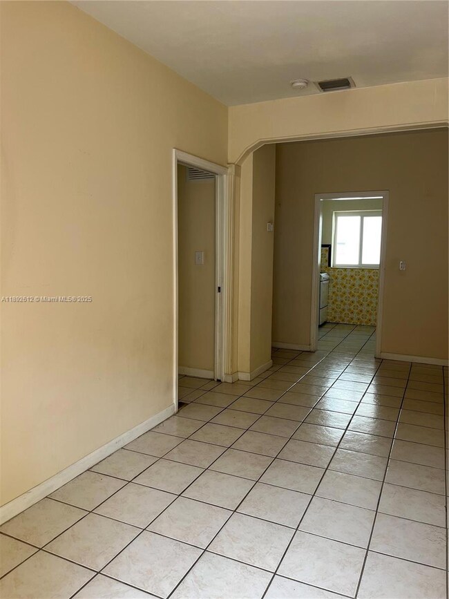 1035 SW 3rd St unit 2, Miami, FL 33130 - photo 3