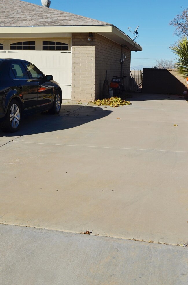 603 Sunrise Ave, Alamogordo, NM 88310 - photo 5