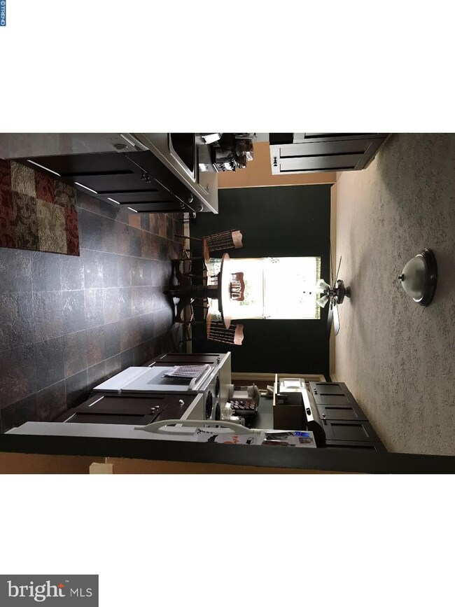 412 Centennial Dr, Morrisville, PA 19067 - photo 5