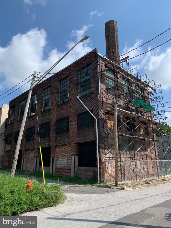 1720 Llewelyn Ave, Baltimore, MD 21213 - photo 5