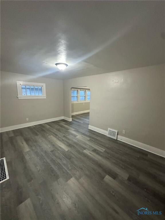 1826 Talbot St, Toledo, OH 43613 - photo 4