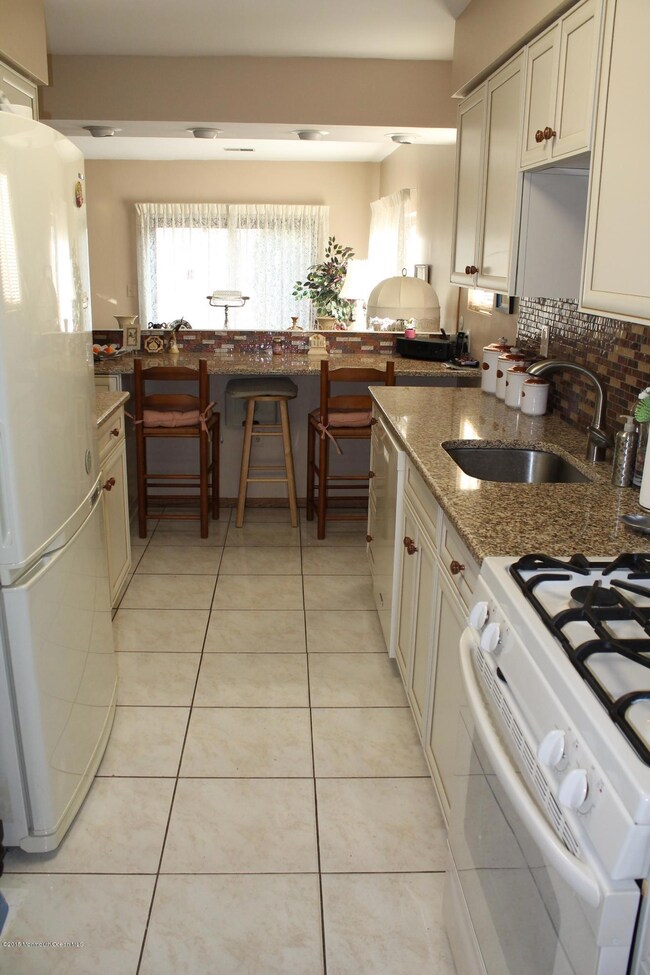 Kitchen 3