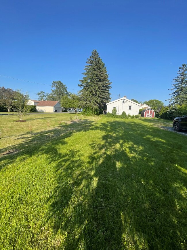 238 Dickson Point Rd, Plattsburgh, NY 12901 - photo 6