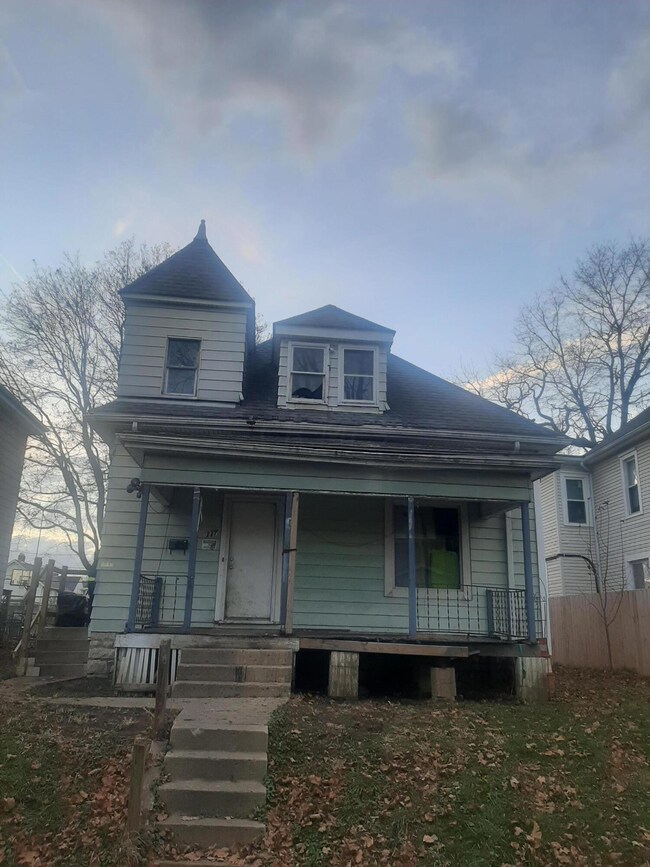 117 N Warren Ave unit 17, Columbus, OH 43204 - photo 2