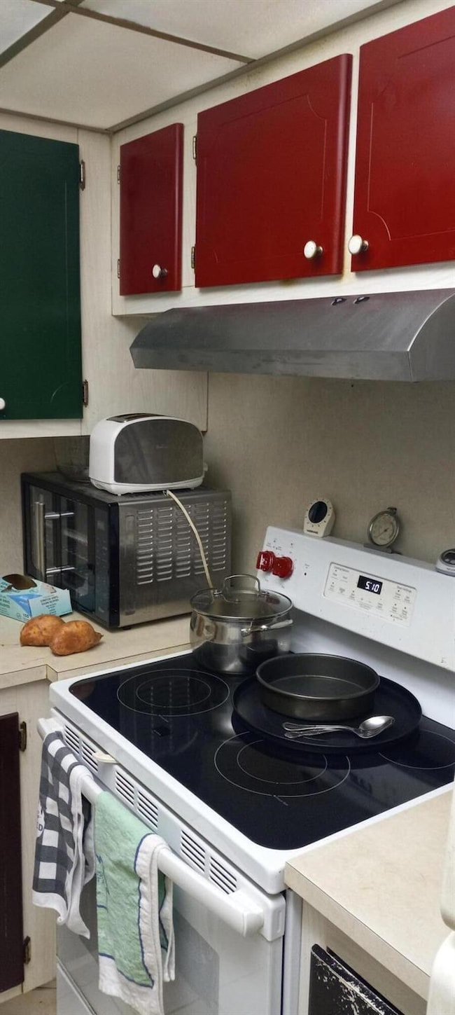 263 Norwich K, West Palm Beach, FL 33417 - photo 3