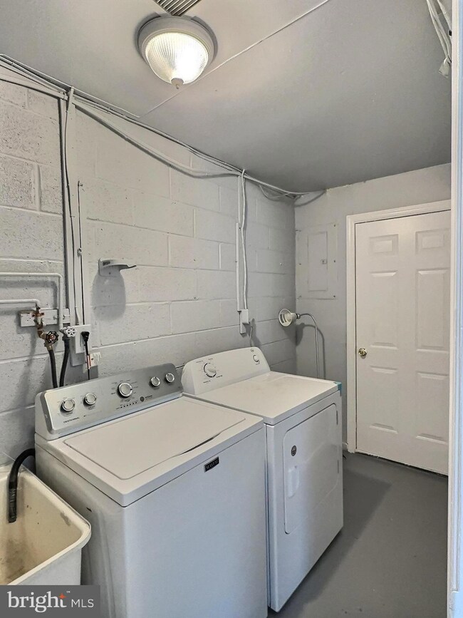 1800 Arwell Ct, Severn, MD 21144 - photo 7