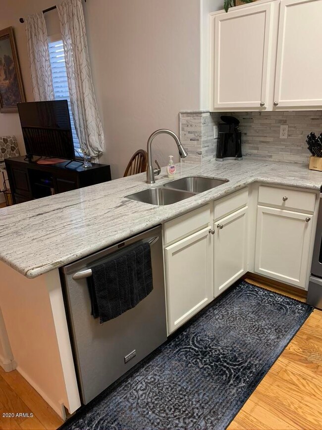 Kitchen 2