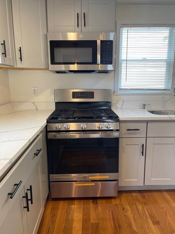 81 Menlo Ave, Lynn, MA 01905 - photo 5