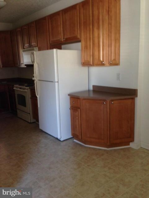 5027 Woods Line Dr, Aberdeen, MD 21001 - photo 5