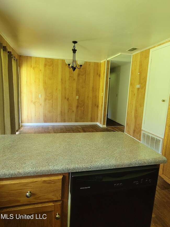 1217 Old 63 N, Lucedale, MS 39452 - photo 6