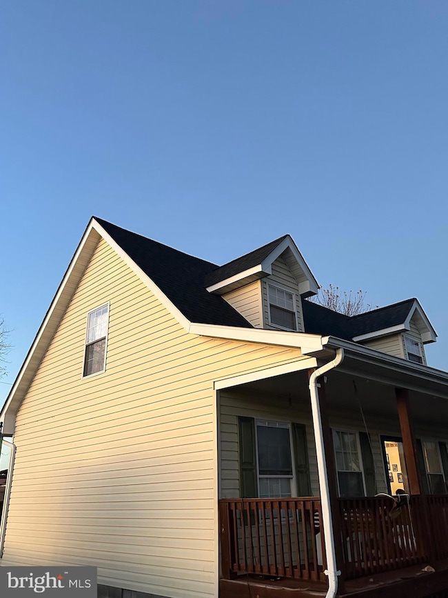 48 Hiser St, Moorefield, WV 26836 - photo 2