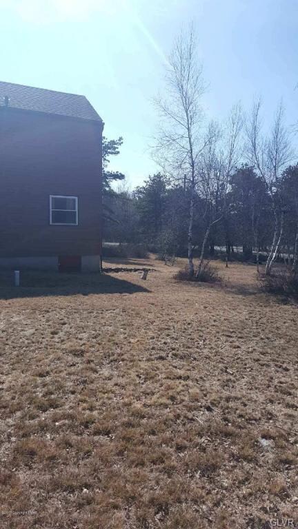 194 Claremont Dr, Tunkhannock Township, PA 18210 - photo 3