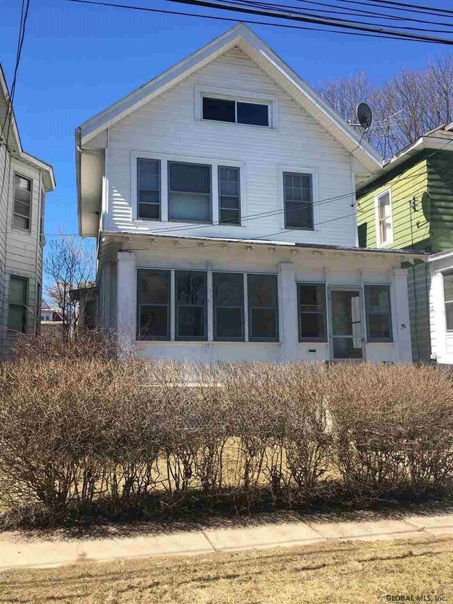 38 Barclay St, Albany, NY 12209 - photo 2
