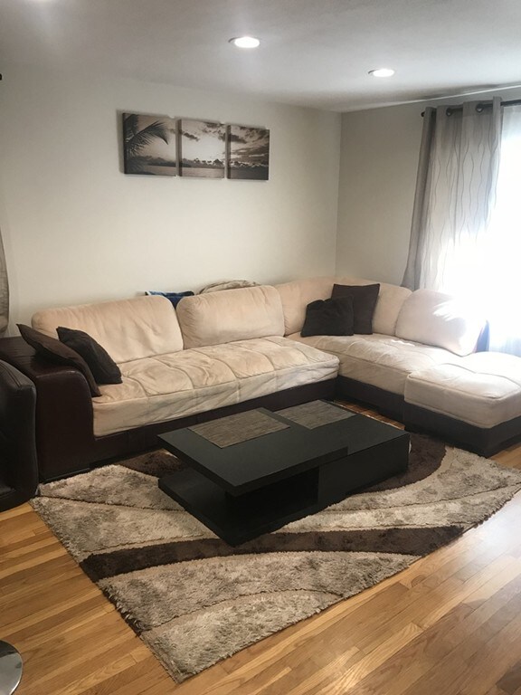 133 Beaconsfield Rd unit 26, Brookline, MA 02445 - photo 2