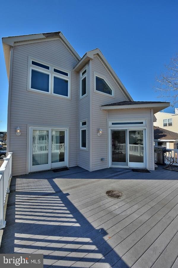 213 W 21st St, Ship Bottom, NJ 08008 - photo 4