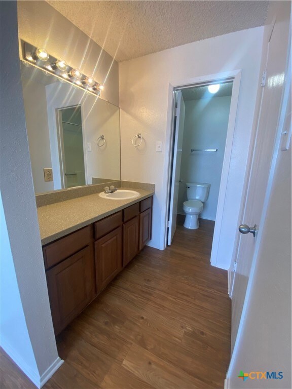 205 Craddock Ave unit D8, San Marcos, TX 78666 - photo 6