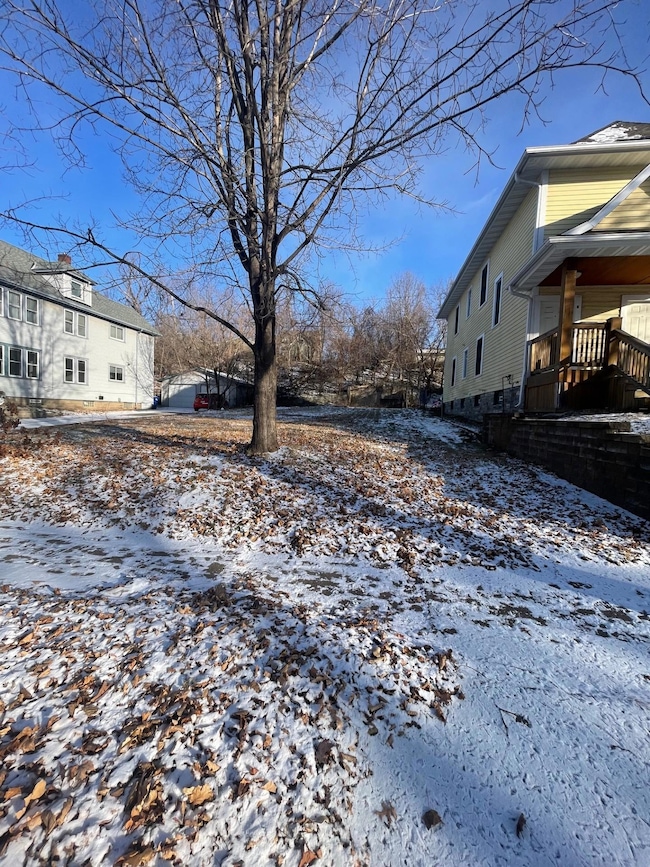 858 Burr St N, Saint Paul, MN 55130 - photo 3