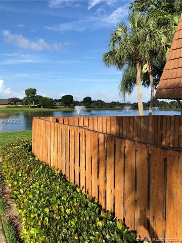 255 Charter Way, West Palm Beach, FL 33407 - photo 5